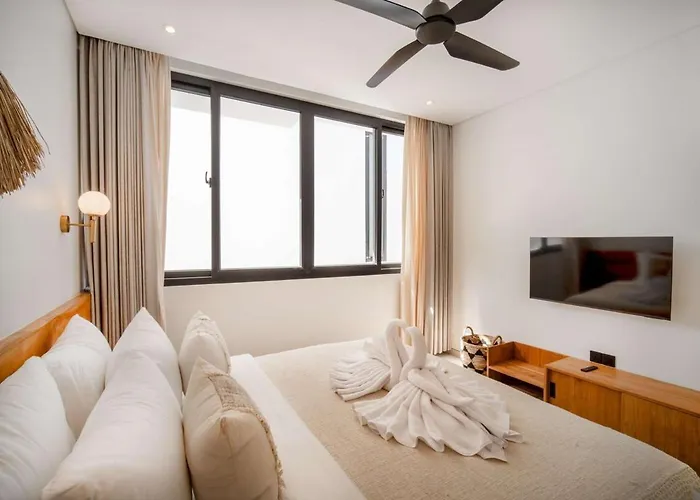 Six Palm 1 - 2br Rooftop Near Padang Beach, Uluwatu Villa