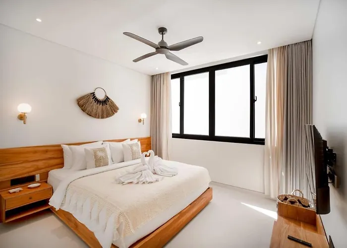 Six Palm 1 - 2br Rooftop Near Padang Beach, Uluwatu Pecatu (Bali)
