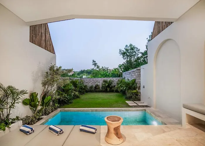 Six Palm 1 - 2br Rooftop Near Padang Beach, Uluwatu Villa Pecatu (Bali)