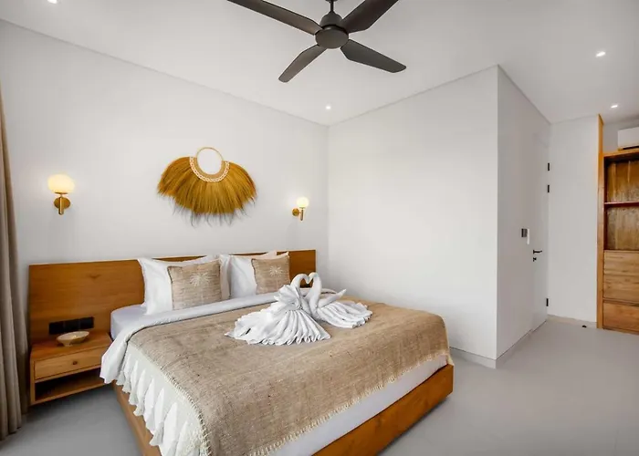Six Palm 1 - 2br Rooftop Near Padang Beach, Uluwatu Villa *