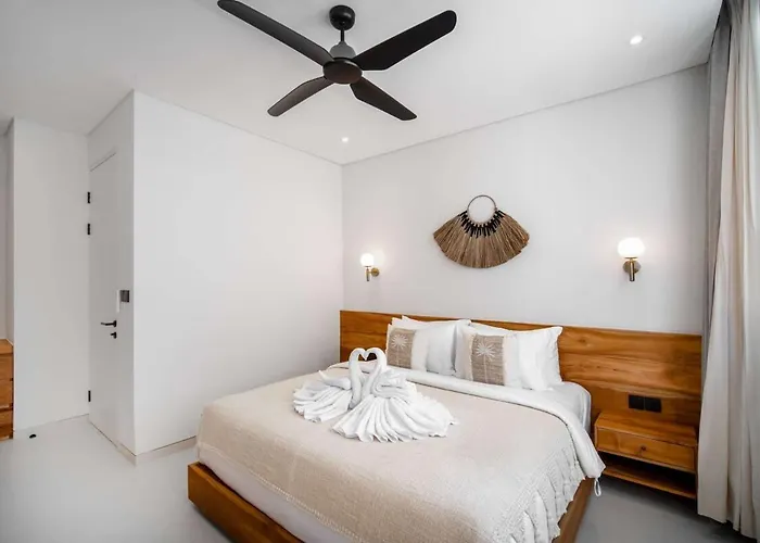 Six Palm 1 - 2br Rooftop Near Padang Beach, Uluwatu